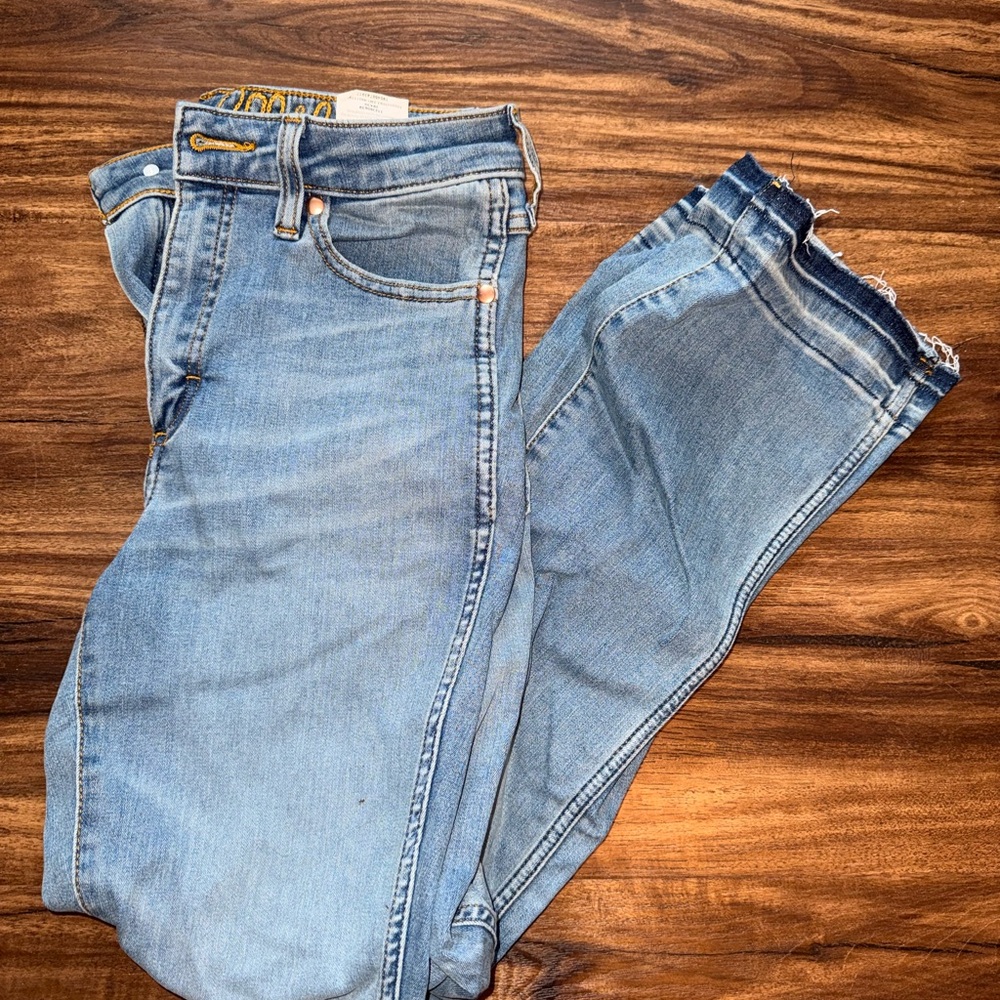 Wrangler X Lainey Wilson Flare Jeans